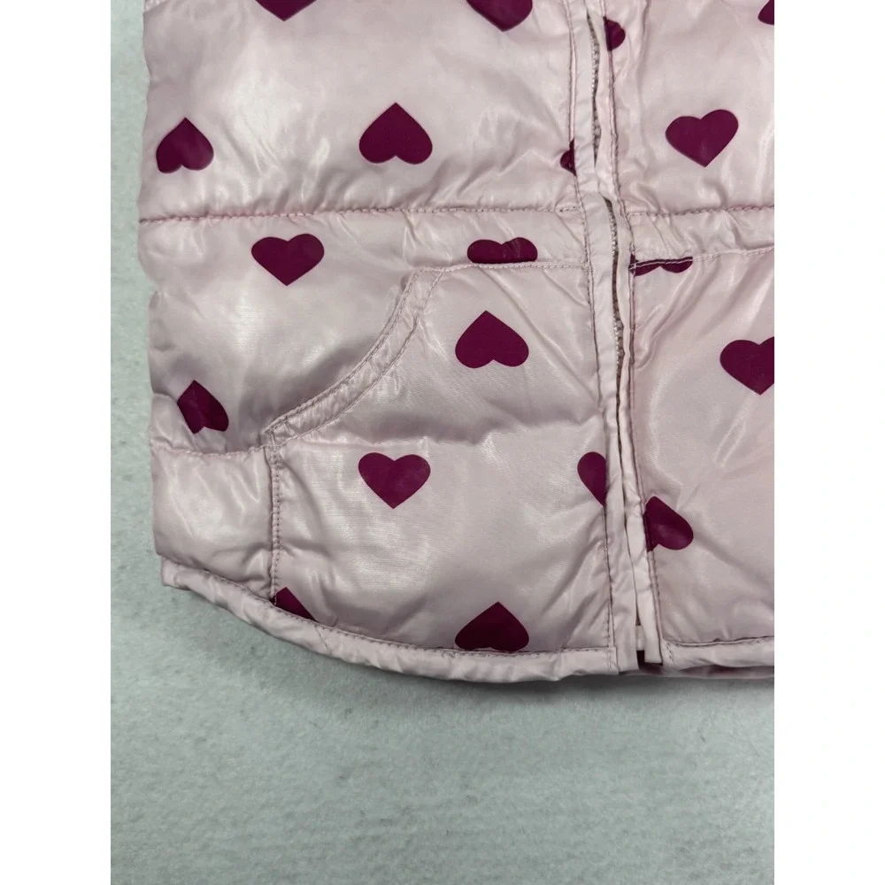 Old Navy Puffer Vest Jacket Kids 5T Pink Allover Heart Print Relaxed Full Zip